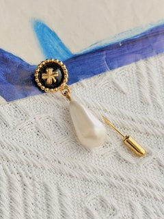 Chanel Vintage Lucky Clover Flower Black White Pearl Water Drop Gold Brooch Pin