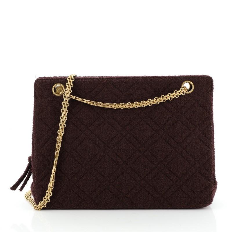 Prix de détail estimé : 1 425
Condition : Excellent. Usure mineure à l'extérieur et à l'intérieur, éraflures sur la quincaillerie.
Accessoires : Pochette
Mesures : Longueur de la poignée : 12