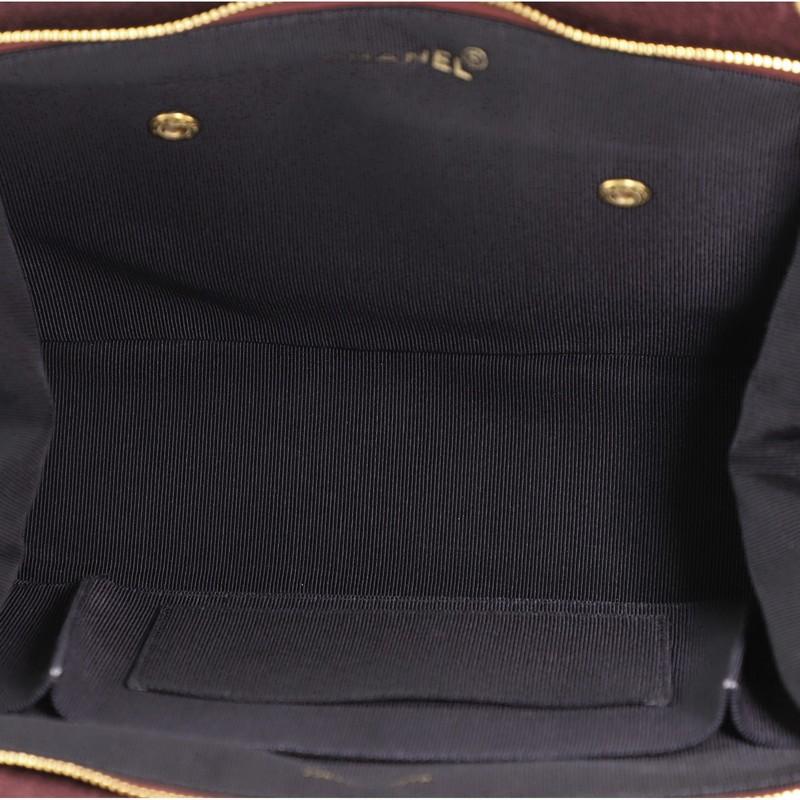 Chanel Vintage Mademoiselle - Fourre-tout à fermeture éclair avec chaîne en tissu éponge matelassé - Moyen 1