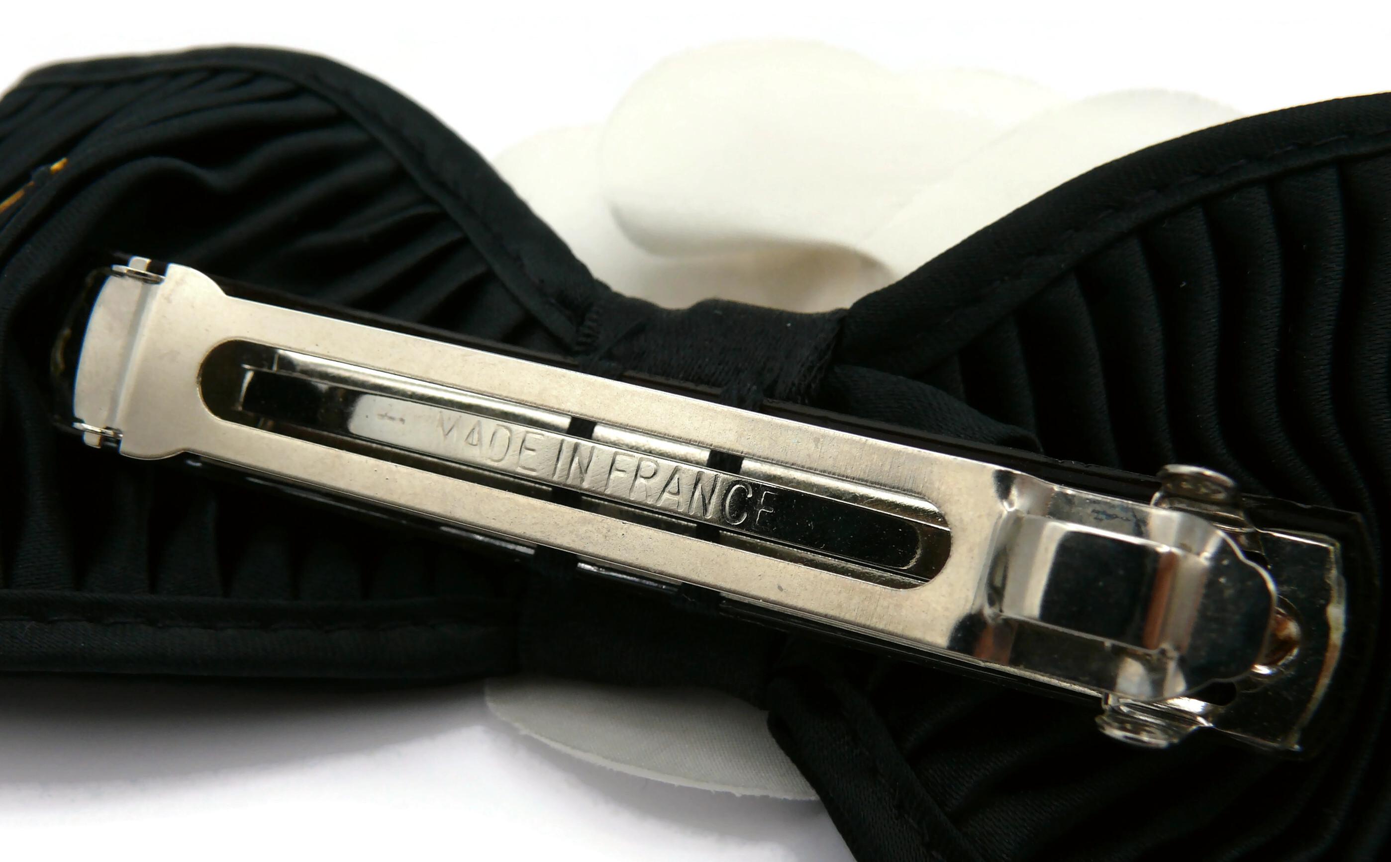 CHANEL Vintage Massive Black & White Camellia Bow Hair Clip 6