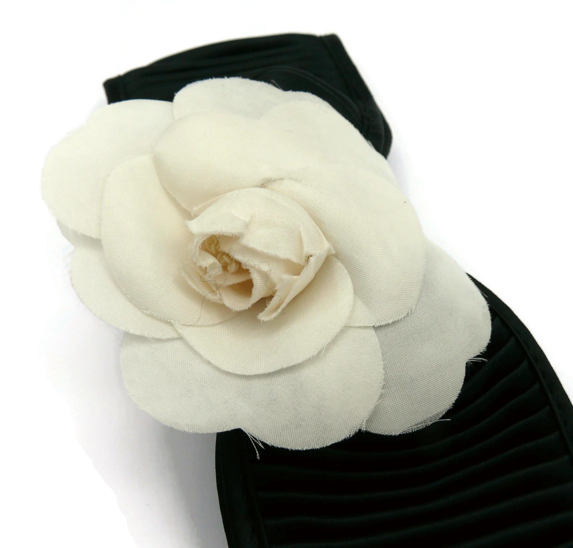 CHANEL Vintage Massive Black & White Camellia Bow Hair Clip 1