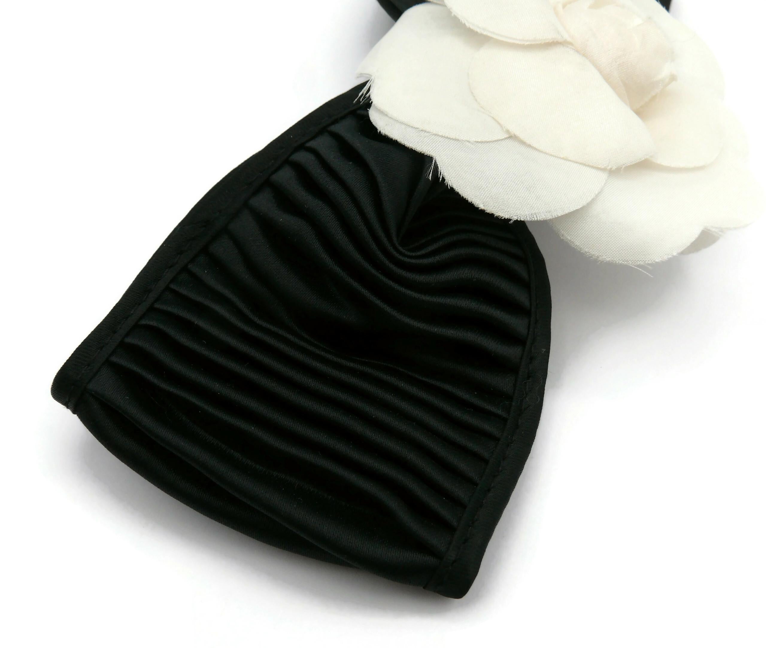 CHANEL Vintage Massive Black & White Camellia Bow Hair Clip 2