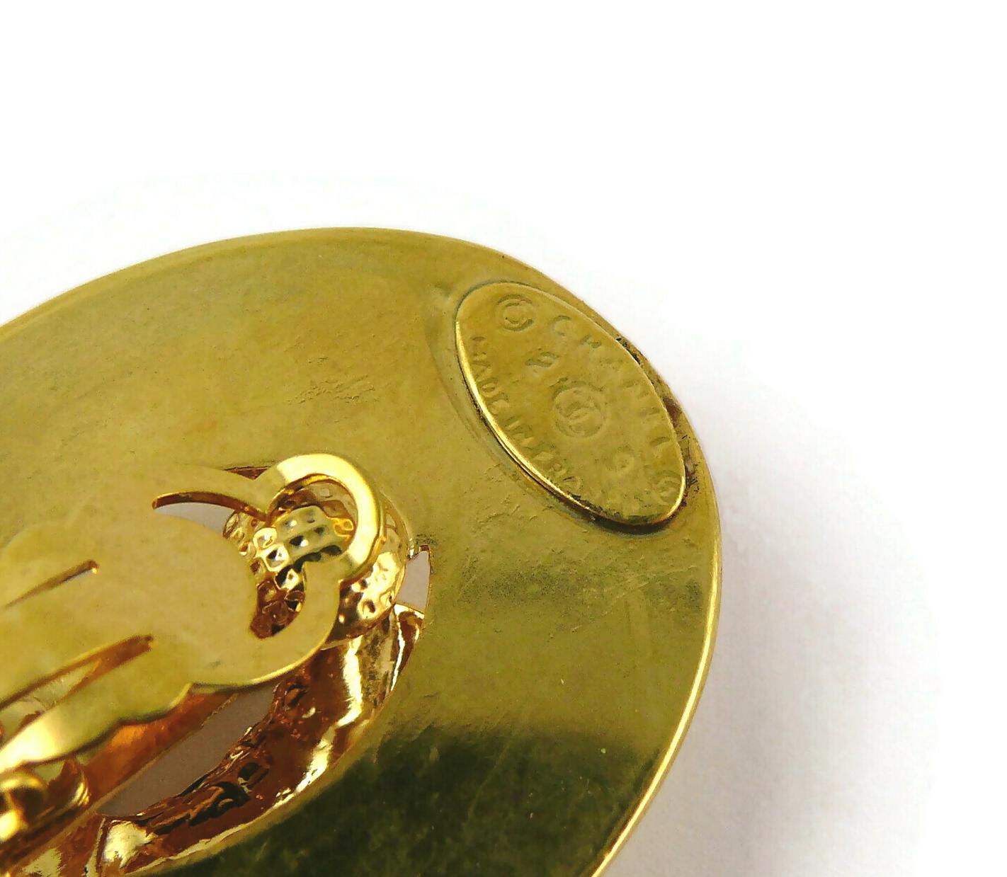 Chanel Vintage Massive Gold Toned Oval CC Logo Earrings For Sale 2