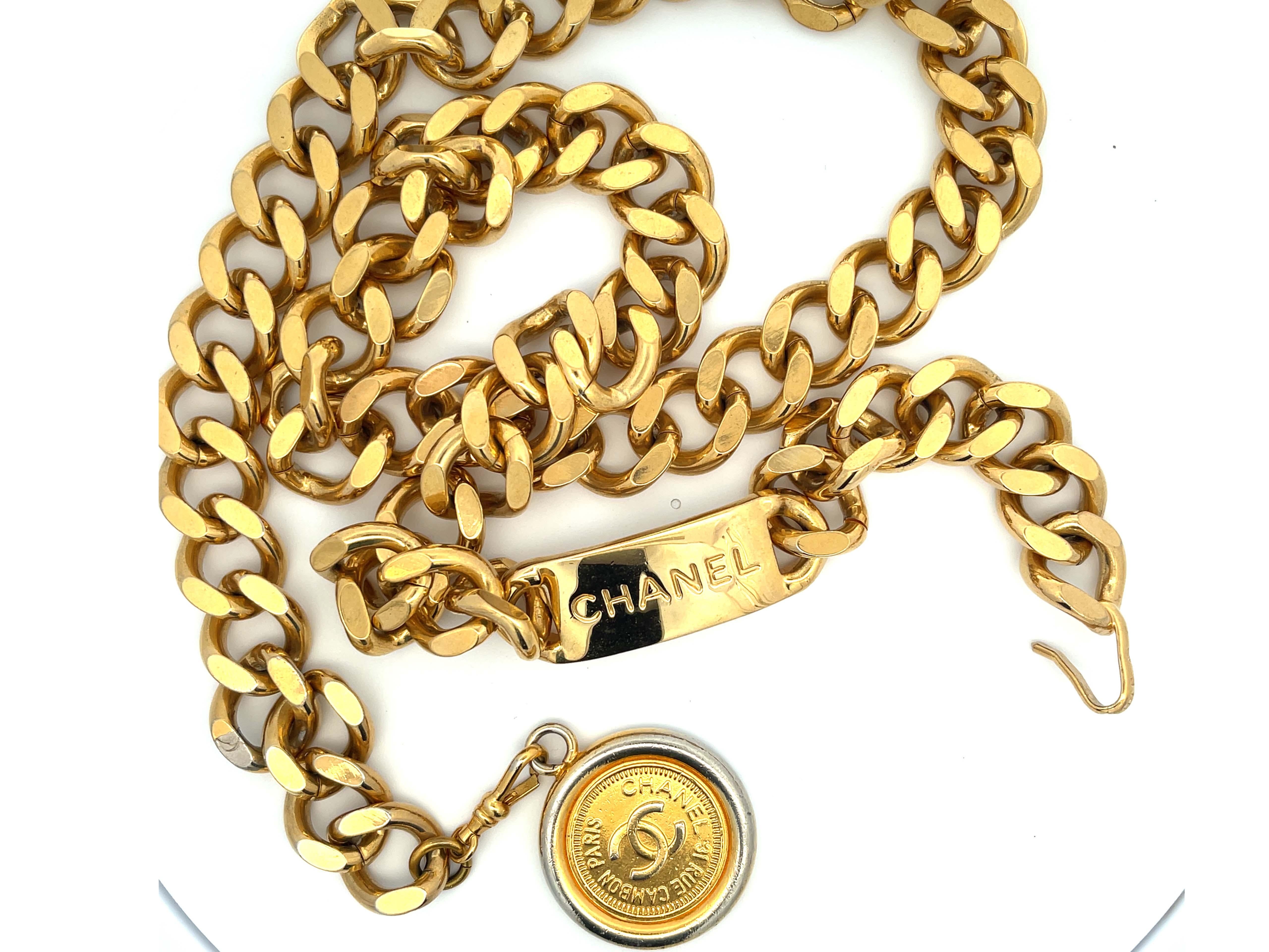 Vintage Medaillon Münzgürtel mit Kette von CHANEL (Moderne)