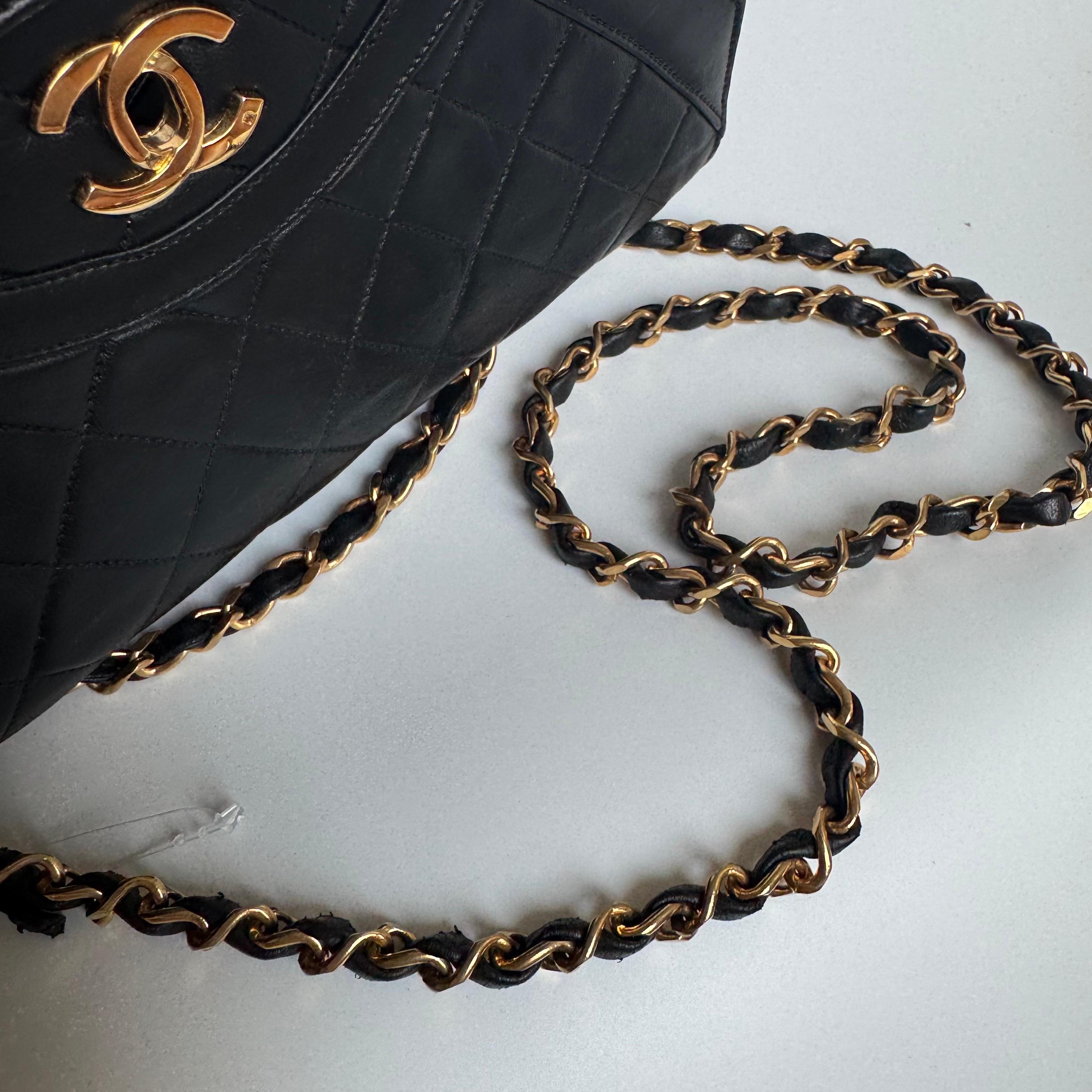 Chanel Vintage Medium Black Quilted Lambskin Paris Limited Single Flap Gold Hard en vente 15