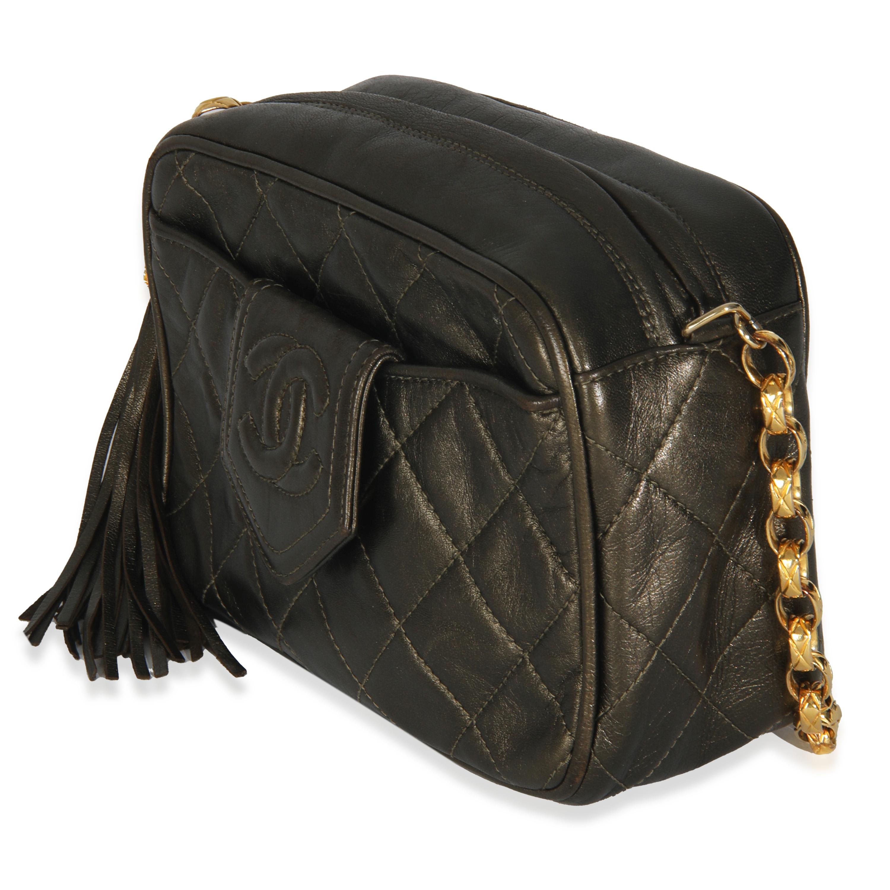 Chanel Vintage Metallic Green Quilted Lambskin Tassel Camera Bag In Excellent Condition For Sale In New York, NY