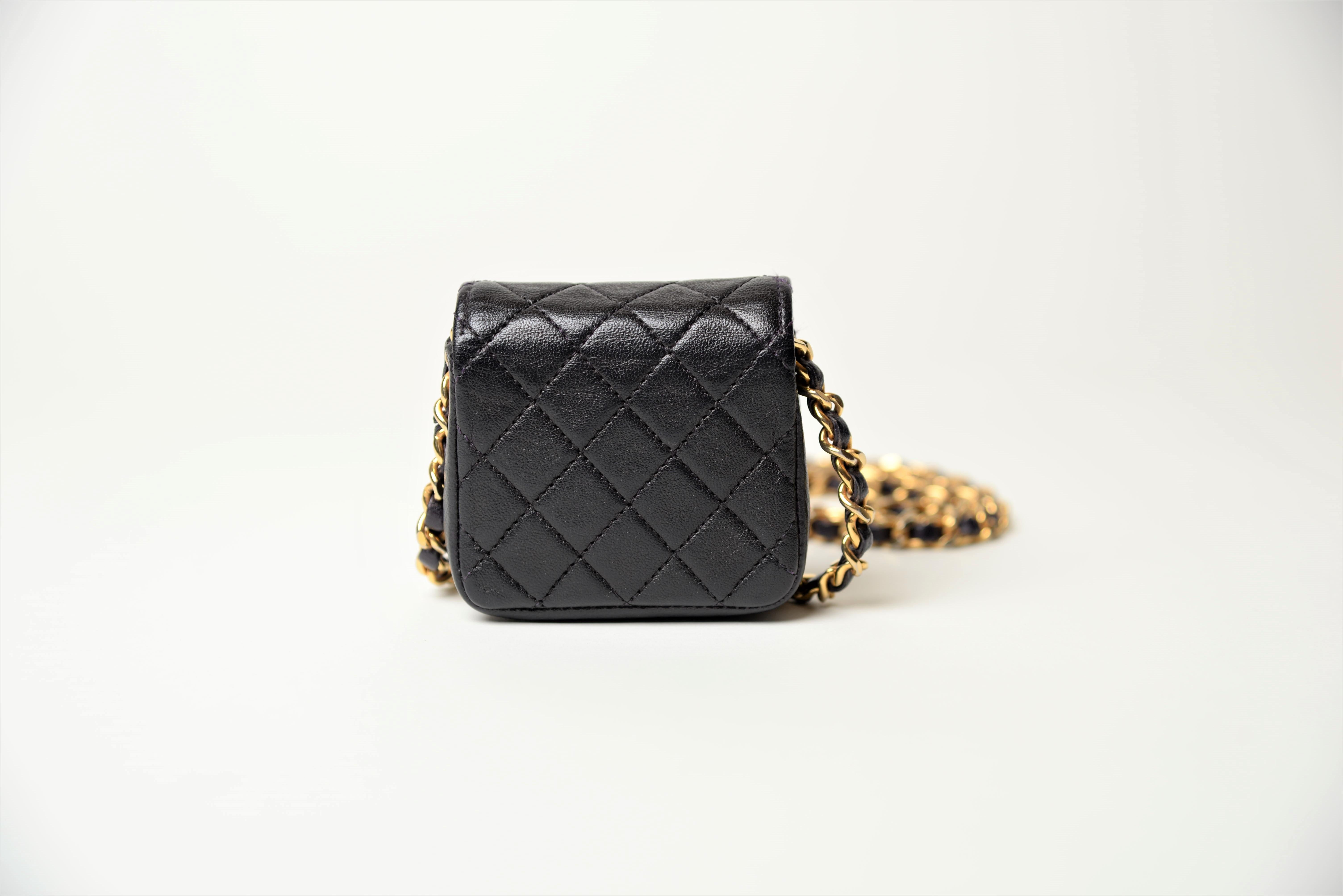 Chanel Vintage Micro Mini Shoulder Flap Bag Rare In Good Condition For Sale In Roosendaal, NL