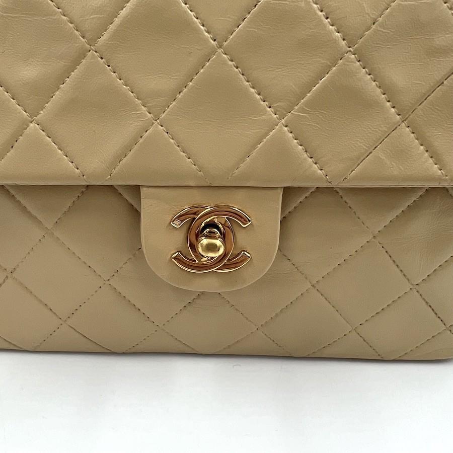 CHANEL Vintage Mini Timeless 20 cm in Beige Quilted Lamb Leather 2