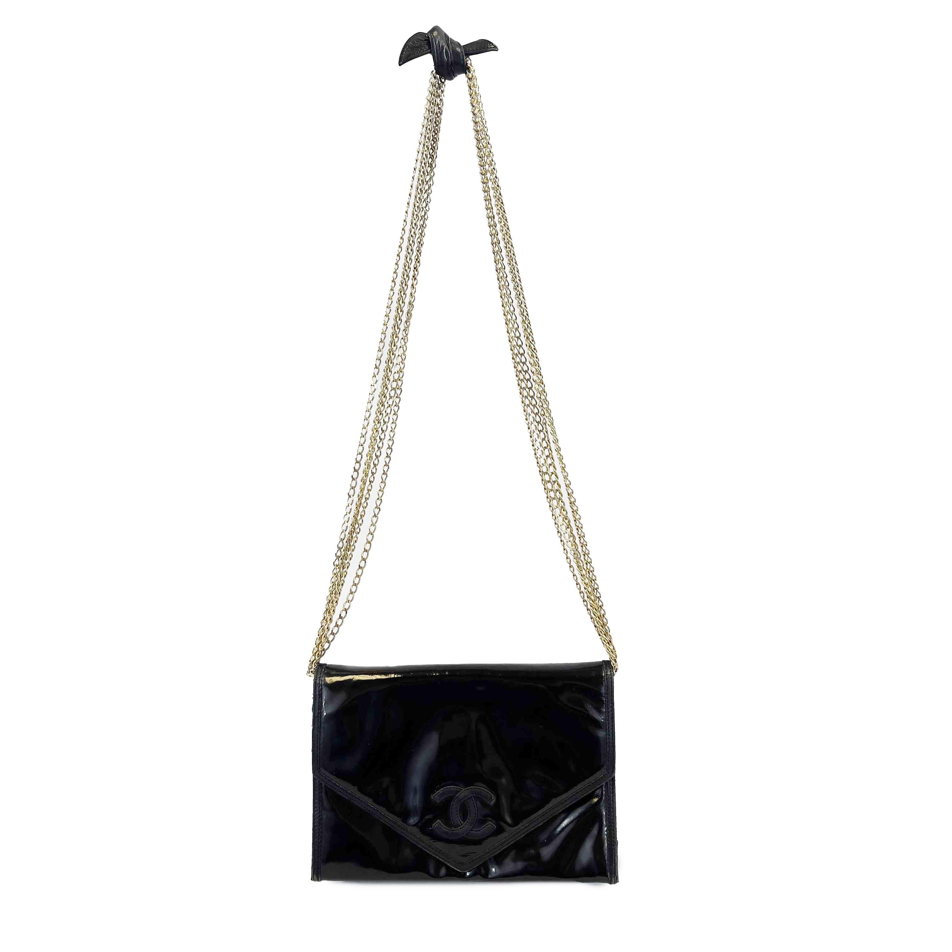 CHANEL - Vintage Multi Chain *RARE* CC Black Envelope Crossbody Bag 4