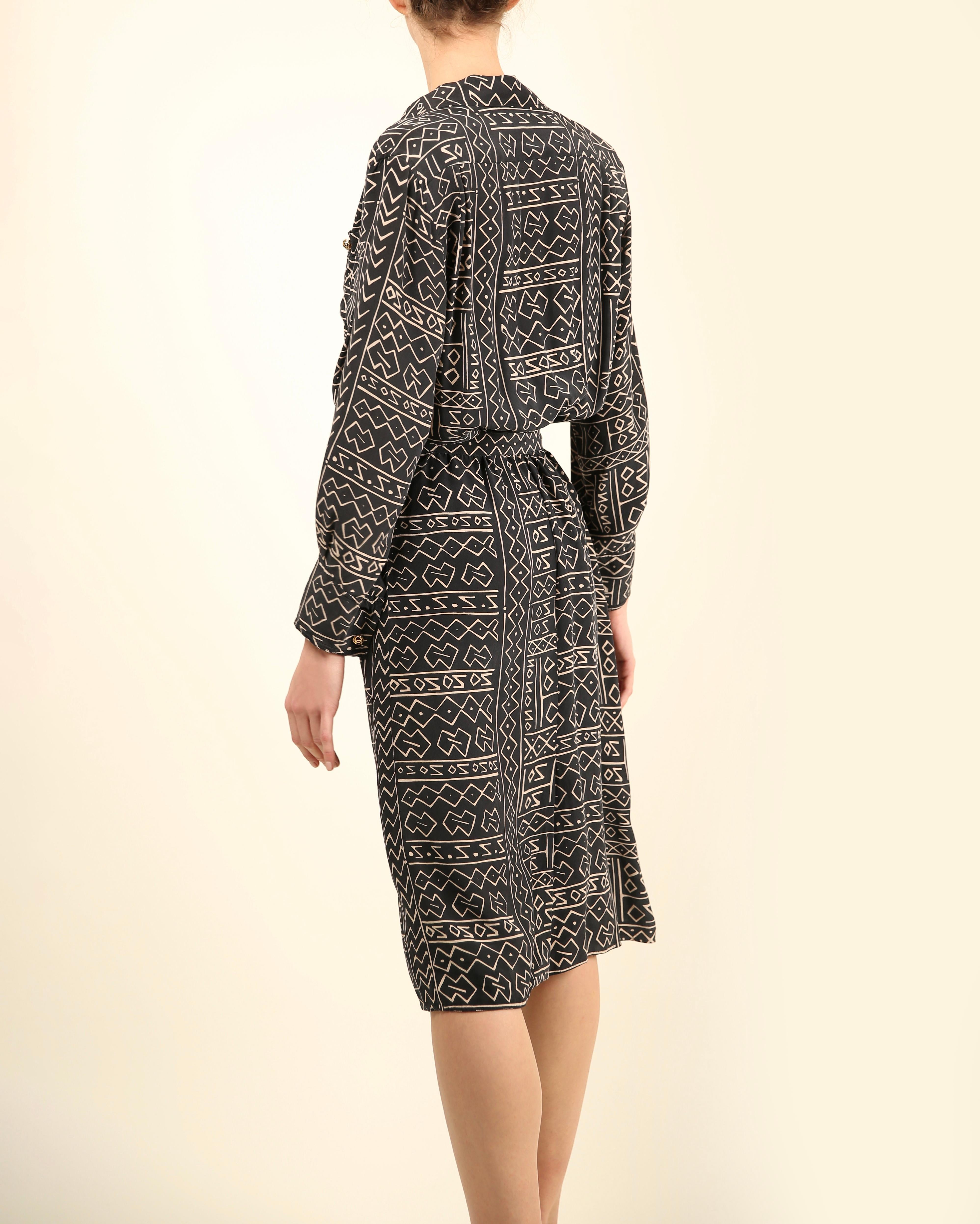 Chanel vintage navy blue grey abstract print silk gold button up logo midi dress For Sale 7