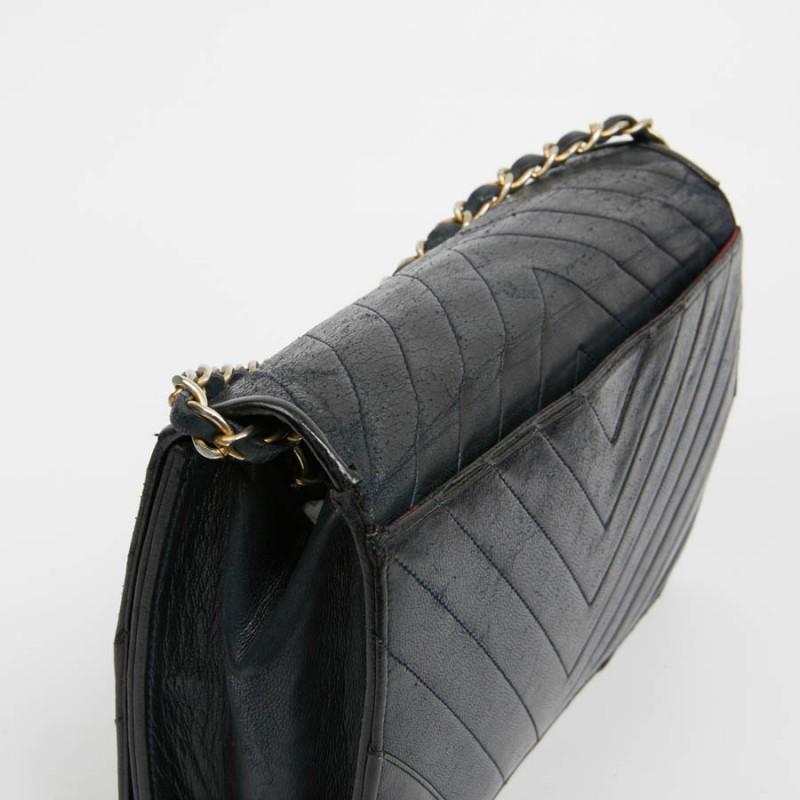 Chanel Vintage Navy Blue Leather Flap Bag 3