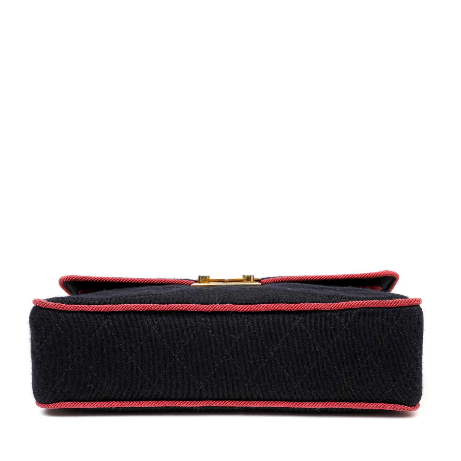 De las mujeres Bolso Chanel Vintage Navy Jersey Scallop Quilted Single Flap en venta
