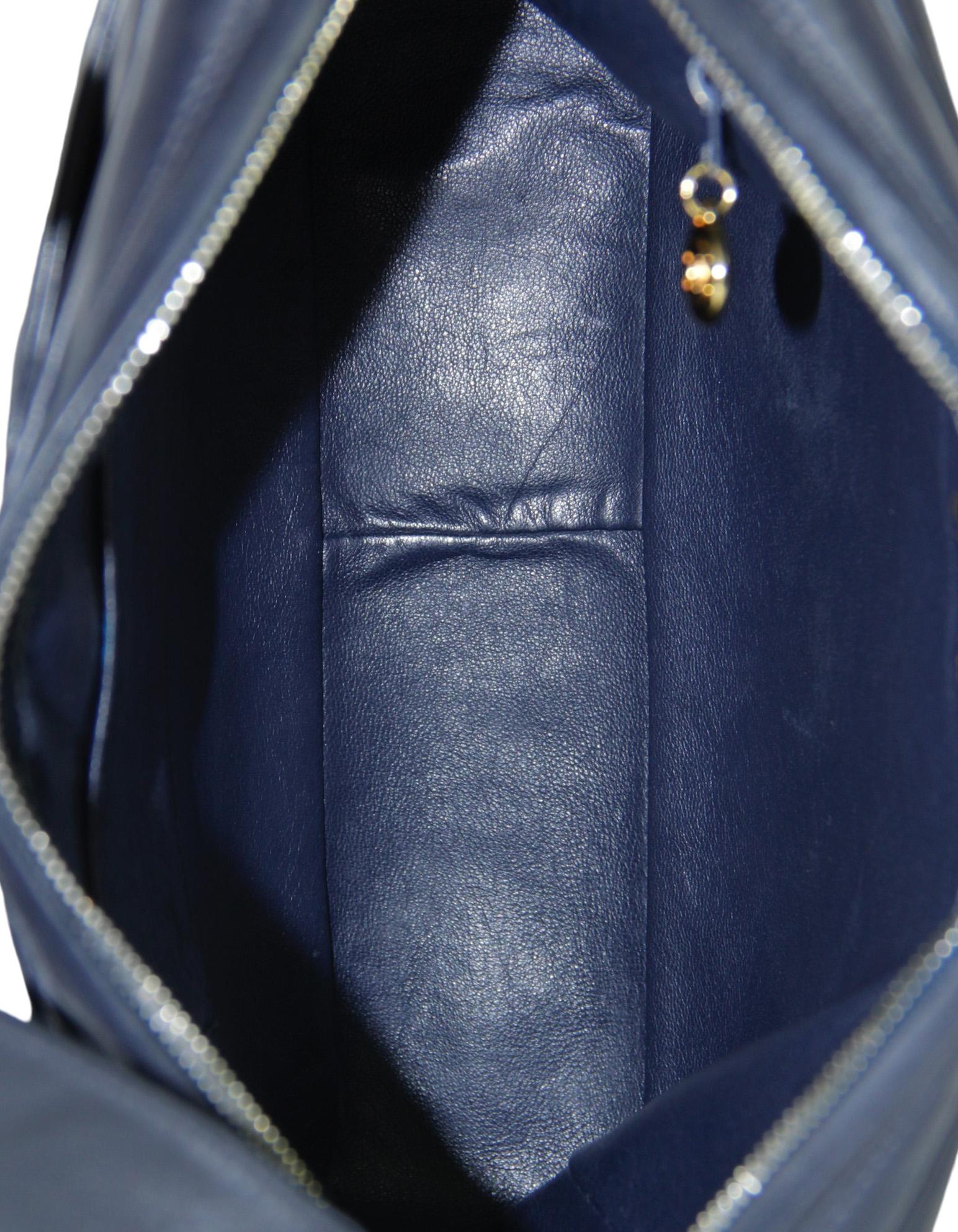 Chanel Vintage Navy Leather CC Embossed Large Camera Bag For Sale 2