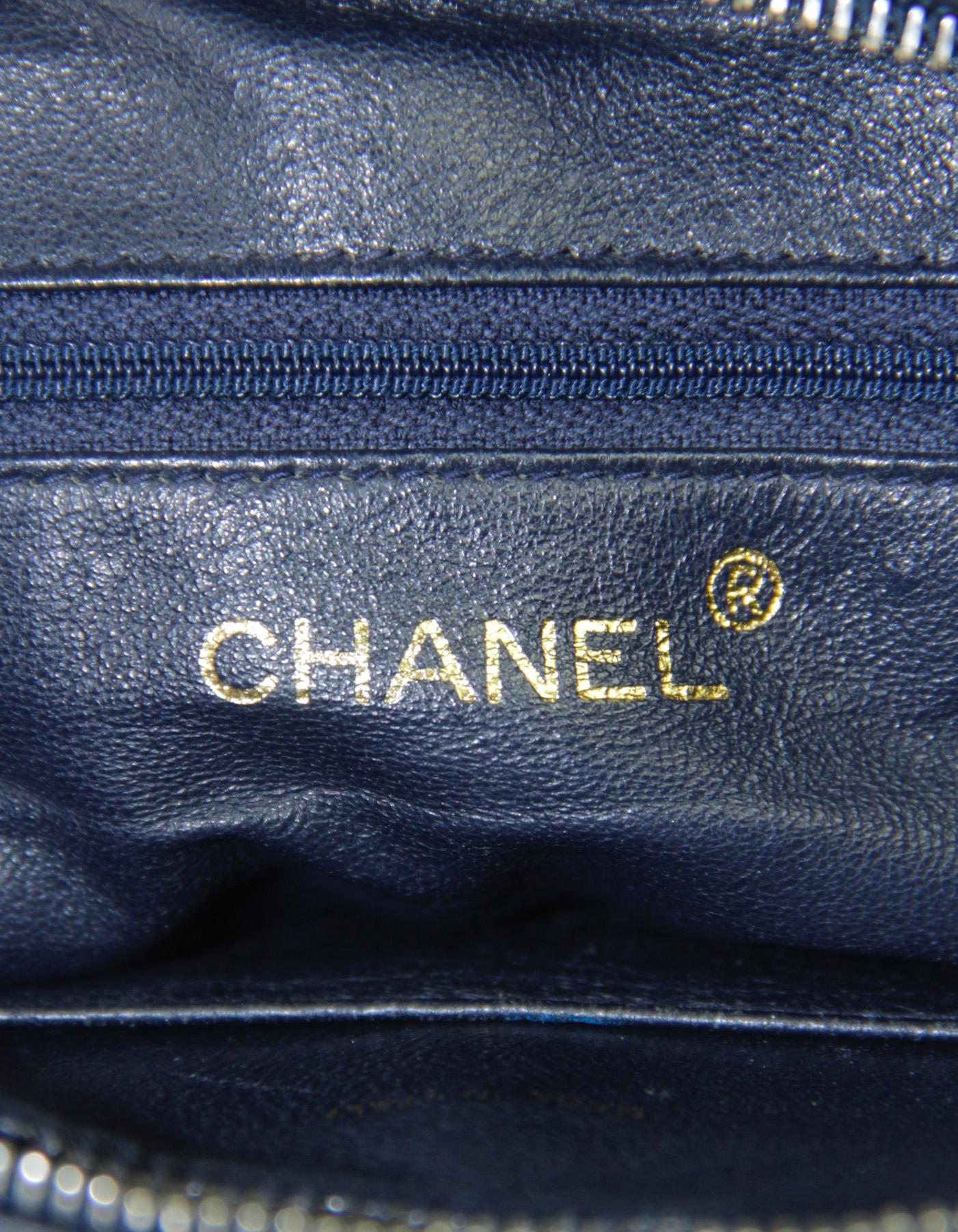 Chanel Vintage Navy Leather CC Embossed Large Camera Bag For Sale 4