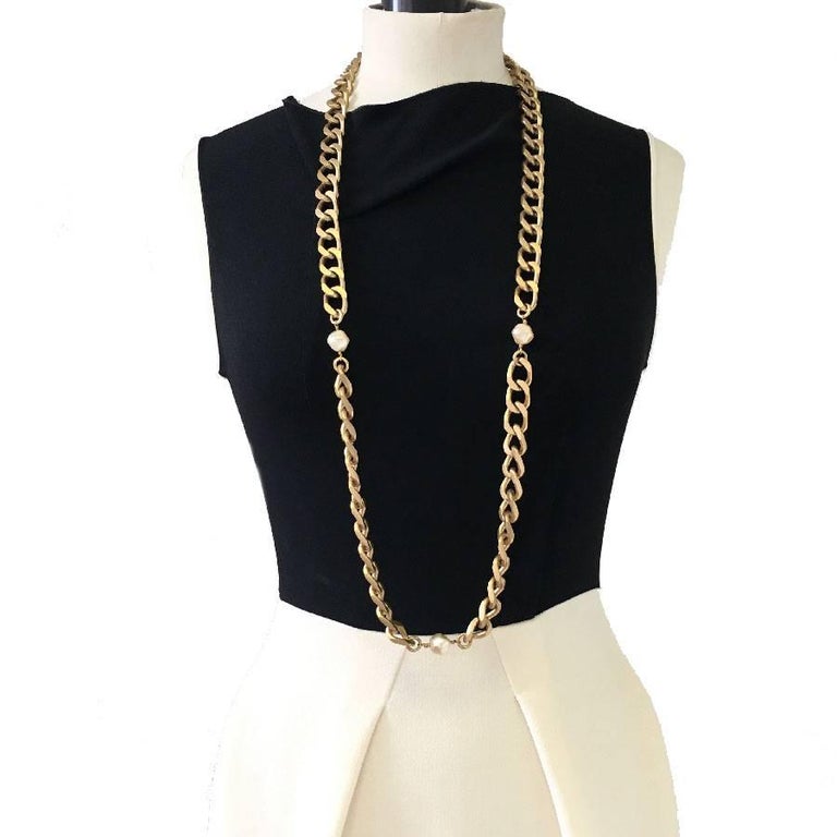 CHANEL Vintage Necklace-Belt in Matte Gold Colored Mesh and Pearls For ...