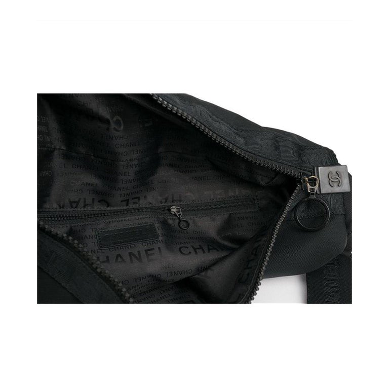 Chanel Vintage Black and White Crossbody Waist Bag – House of Carver