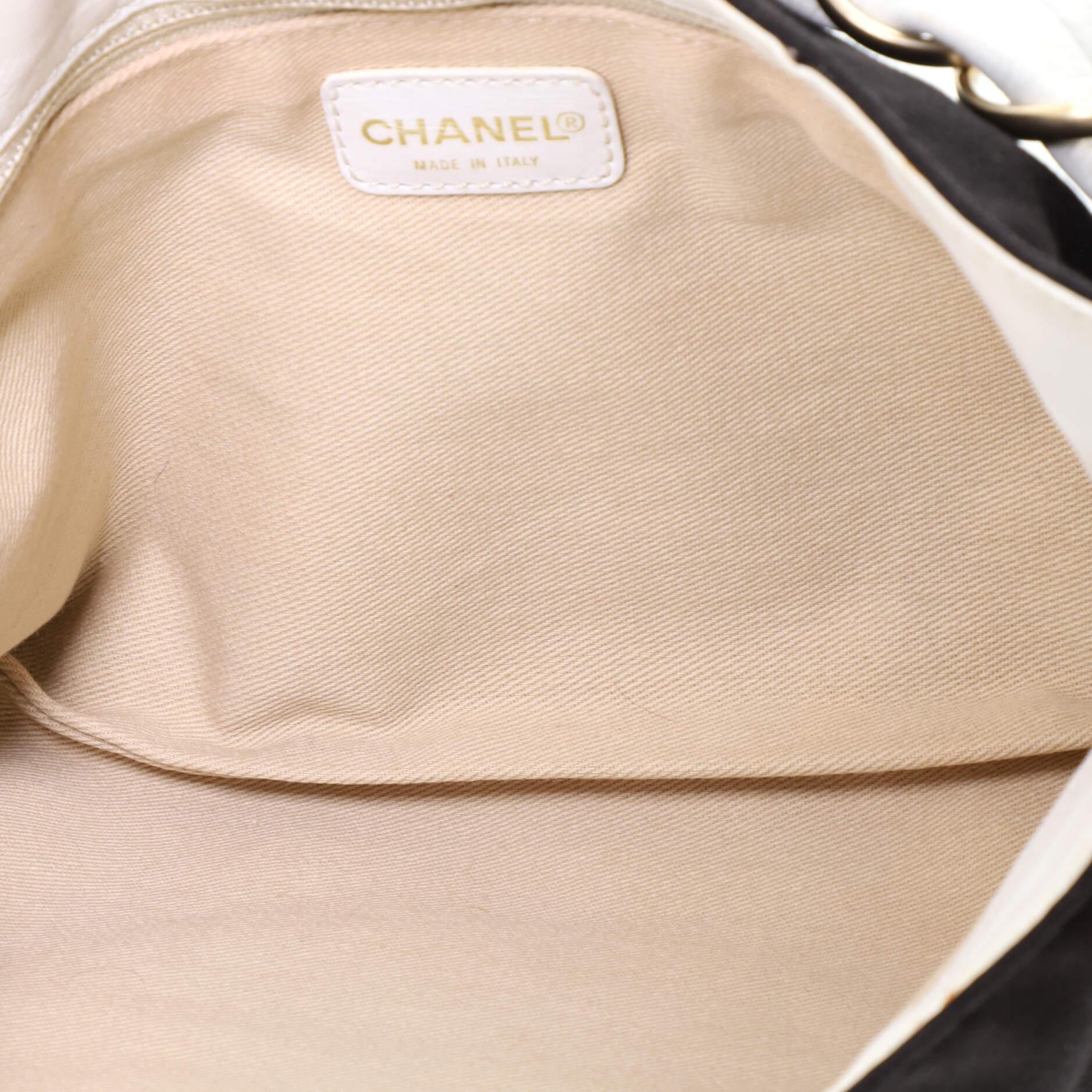 Women's or Men's Chanel Vintage Olsen CC Chain Shoulder Bag Crystal Embellished Canvas 