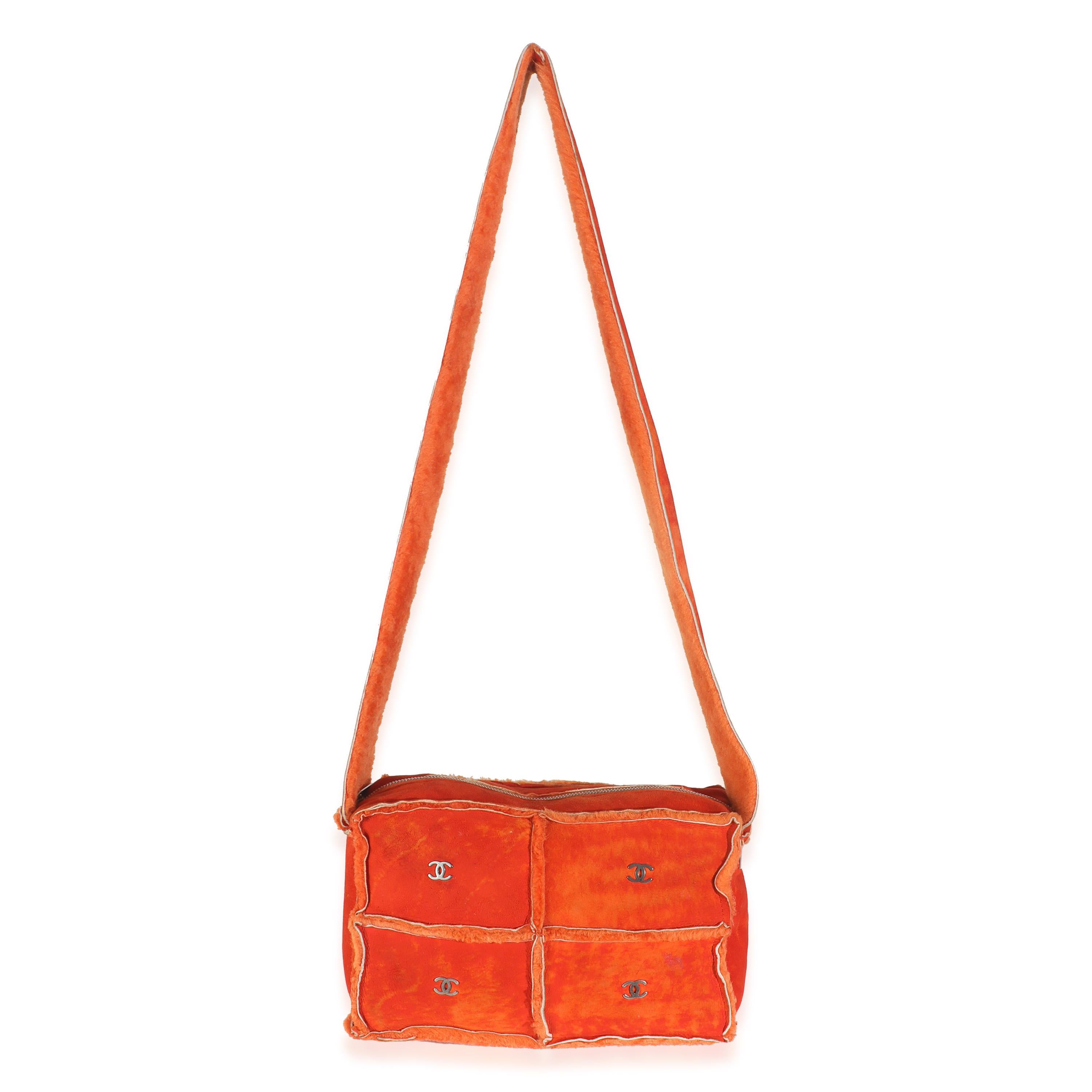 Chanel Vintage Orange Suede Shearling CC Logo Messenger For Sale 1