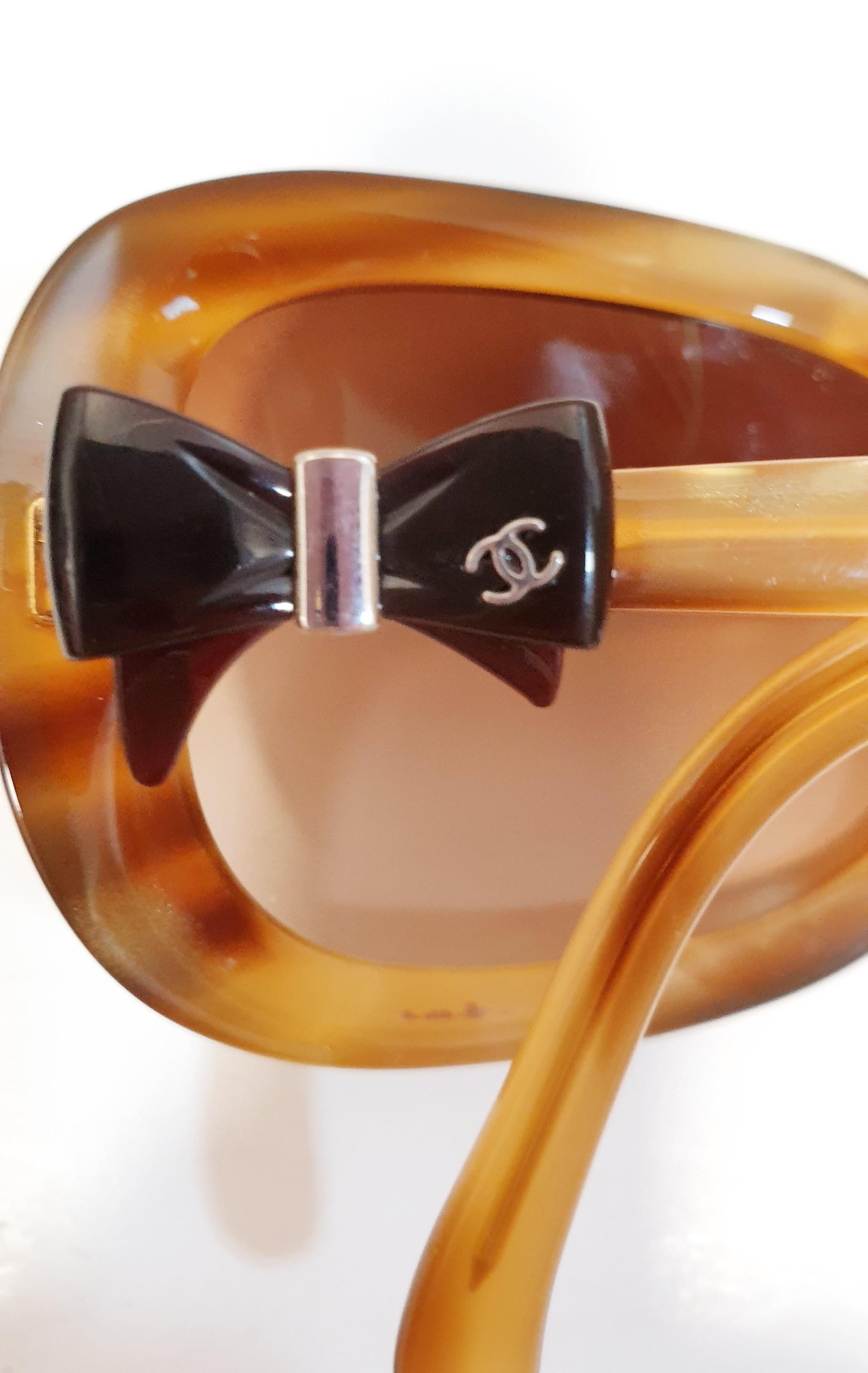  Chanel  Vintage Oversized Glasses For Sale 3