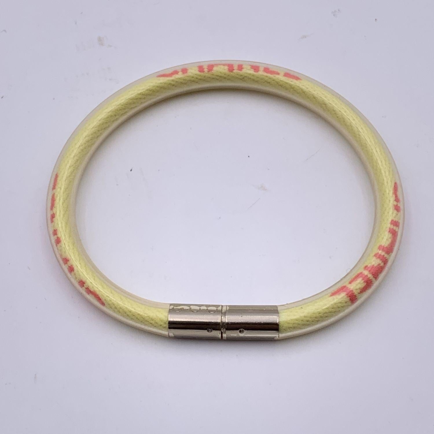 Chanel Vintage Pale Yellow Clear Vinyl Tube Bangle Bracelet In Excellent Condition In Rome, Rome