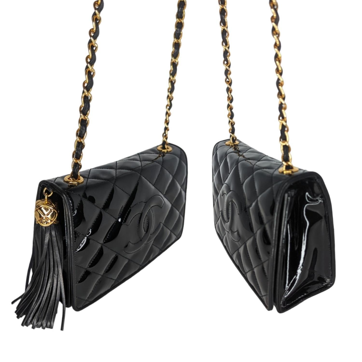 Chanel Vintage Patent Leather Quilted CC Tassel Flap Bag In Good Condition In Scottsdale, AZ