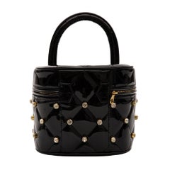 Chanel Vintage Lackleder gesteppte Kristall CC Vanity Handtasche (Circa 1991)