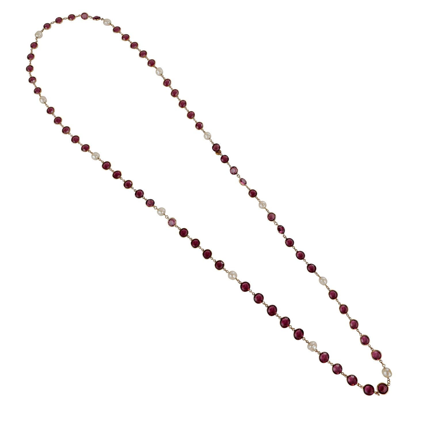 Chanel Vintage Pearl and Purple Crystal Satoir Necklace In Good Condition For Sale In Palm Beach, FL