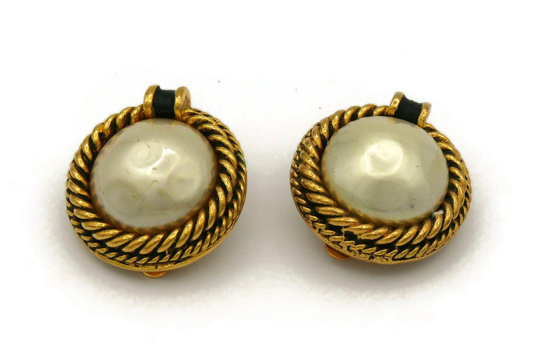CHANEL Vintage Pearl Clip On Earrings For Sale 1
