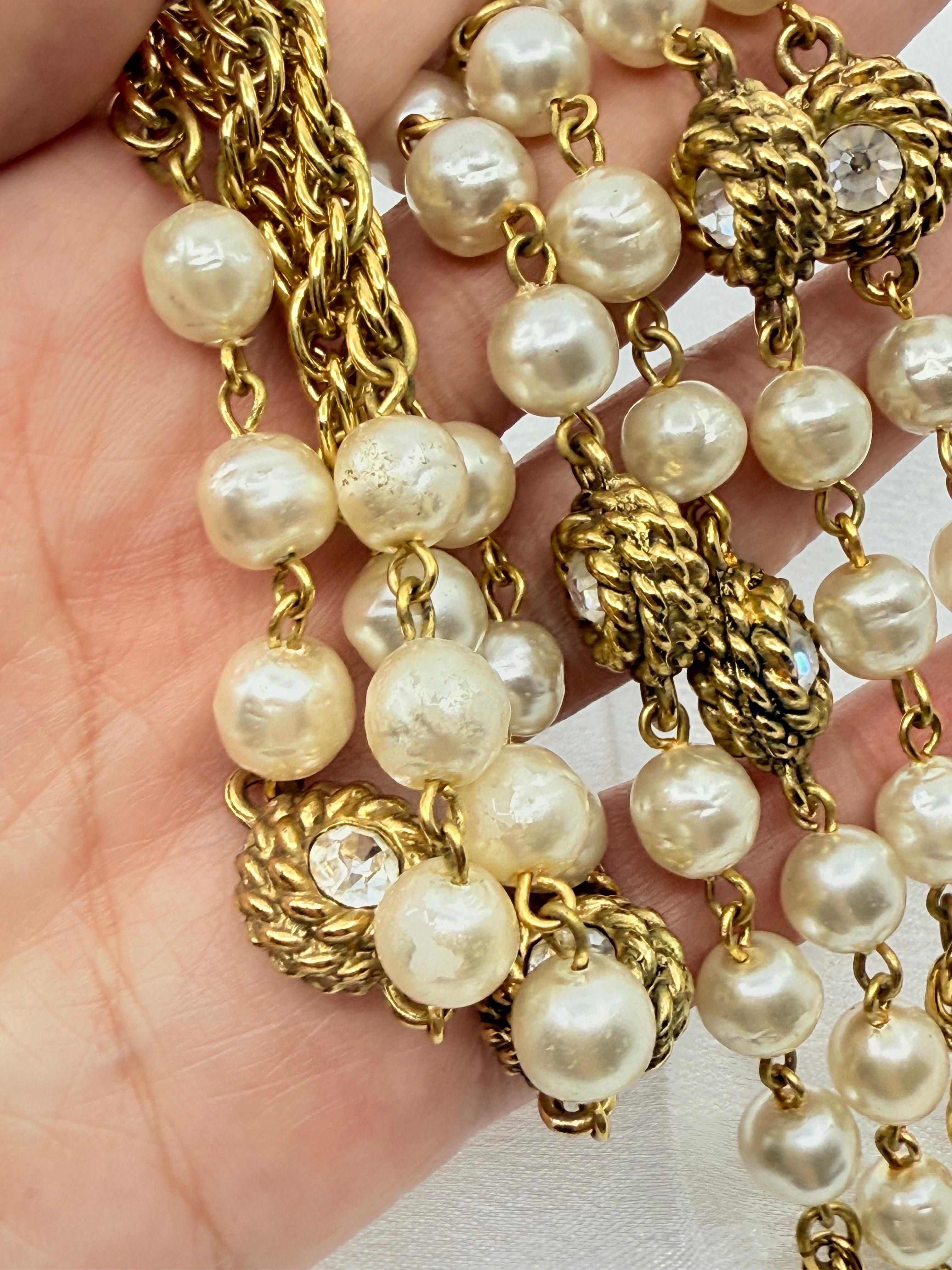 da uomo o donna Chanel collana vintage di perle e cristalli con lente d'ingrandimento XL in vendita