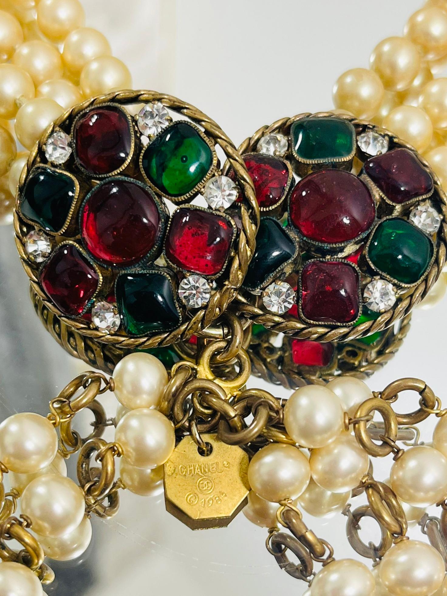 Art déco Chanel Collier vintage perles et Gripoix par Victoire de Castellane en vente