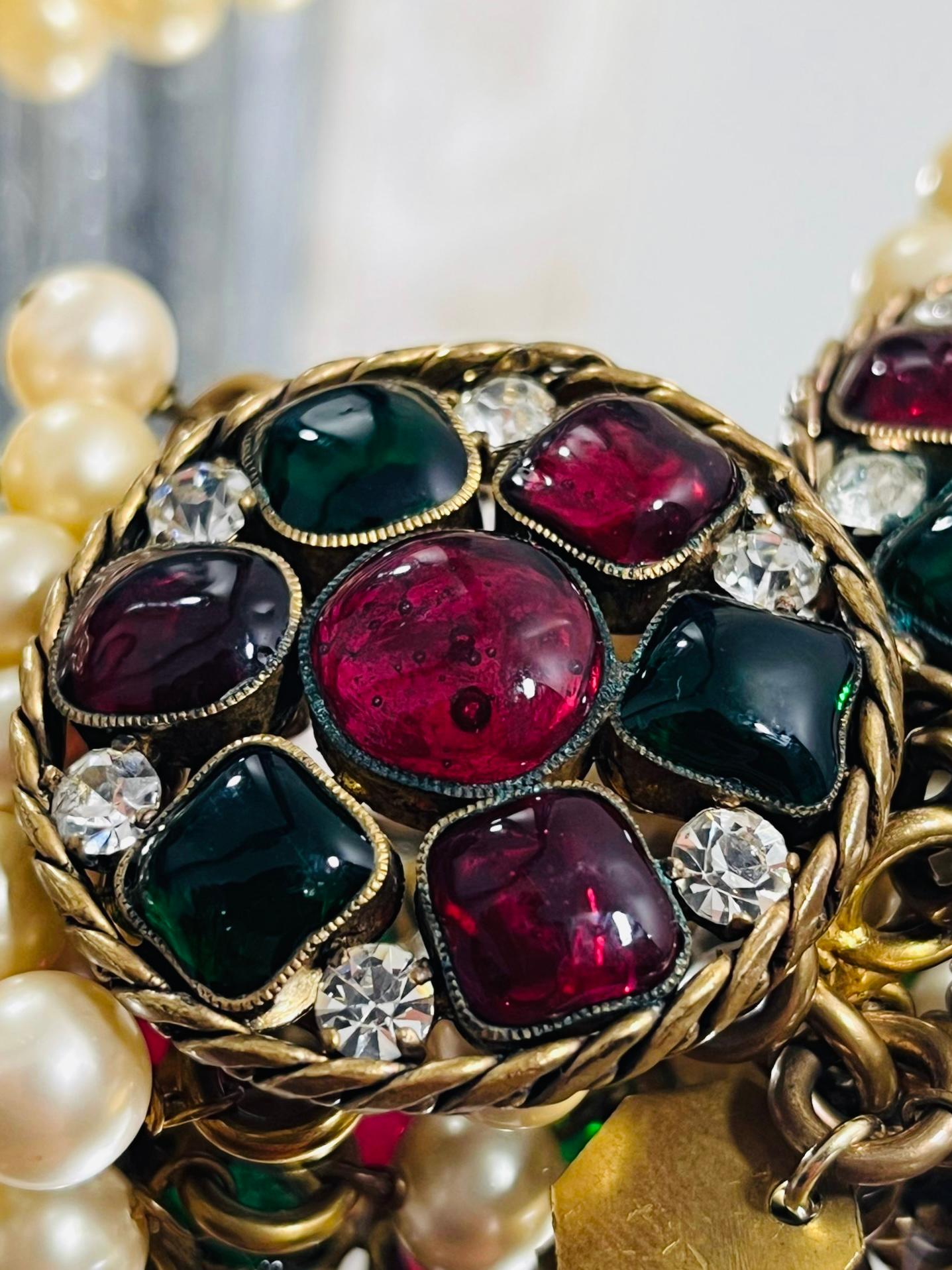 Chanel Collier vintage perles et Gripoix par Victoire de Castellane en vente 2
