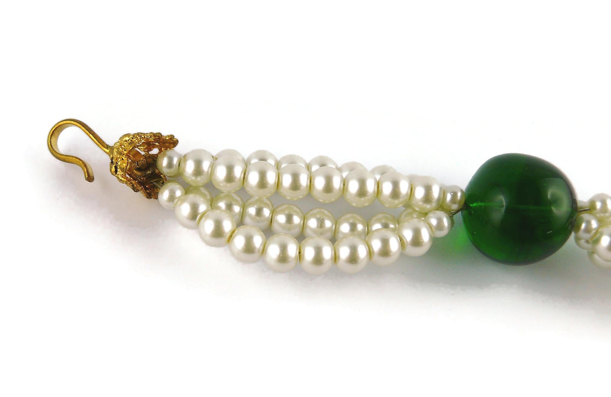 Chanel Collier de perles vintage avec fleur en forme de Gripoix massive en vente 6