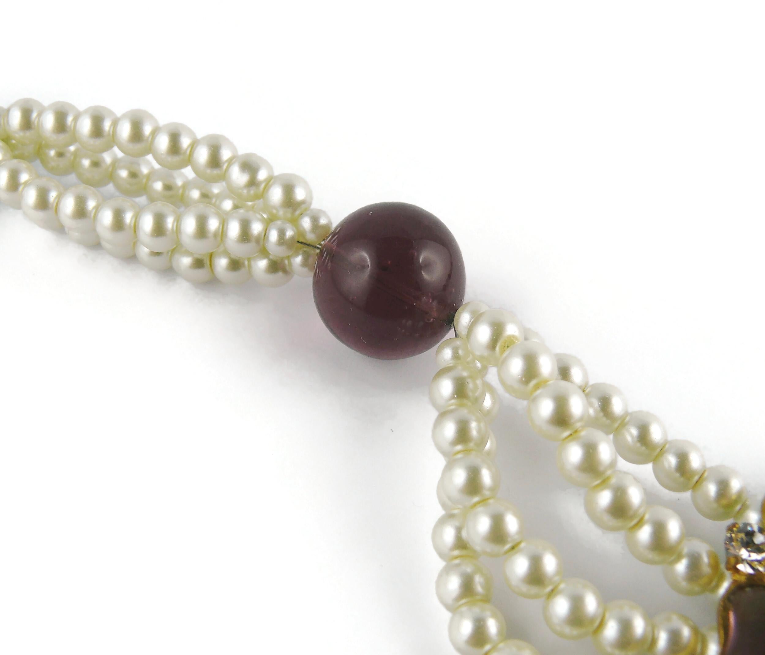 Chanel Collier de perles vintage avec fleur en forme de Gripoix massive en vente 4