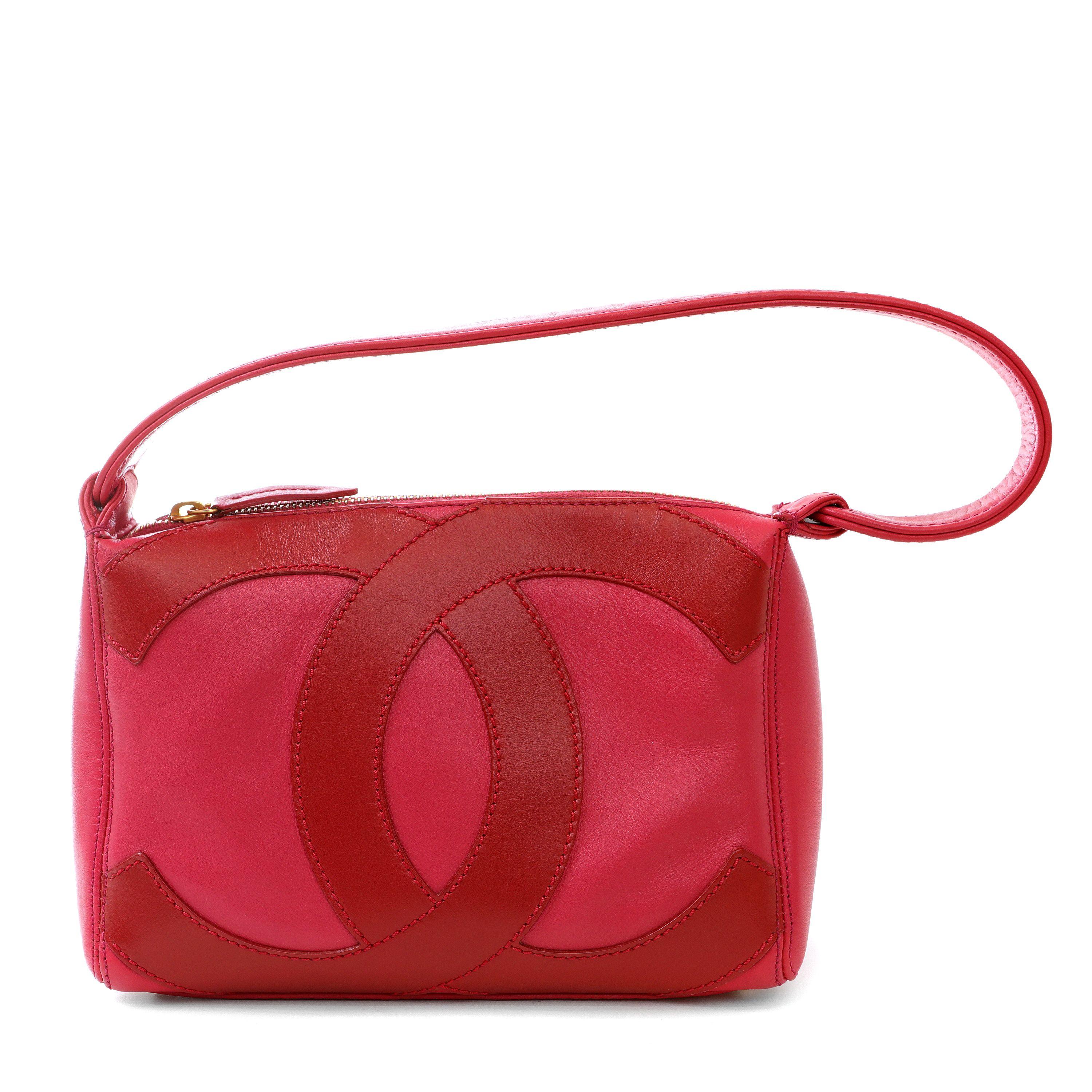 Chanel Vintage Pink and Red Lambskin CC Shoulder Bag In Good Condition For Sale In Palm Beach, FL