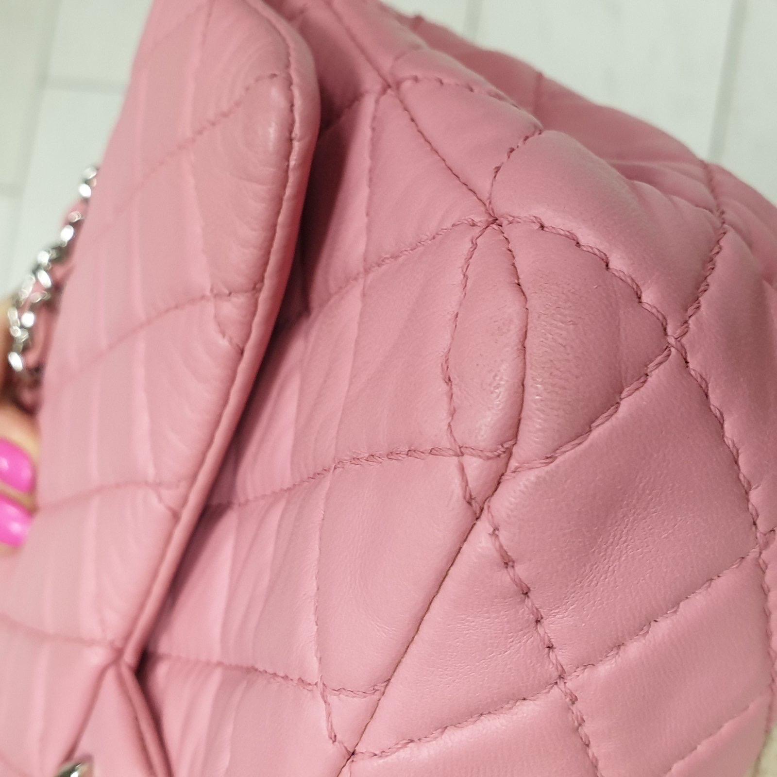 Women's Chanel Vintage Pink  Double Flap Bag