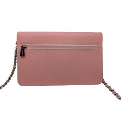 Chanel Vintage Rosa Kaviar Zeitlose Brieftasche an Kette WOC