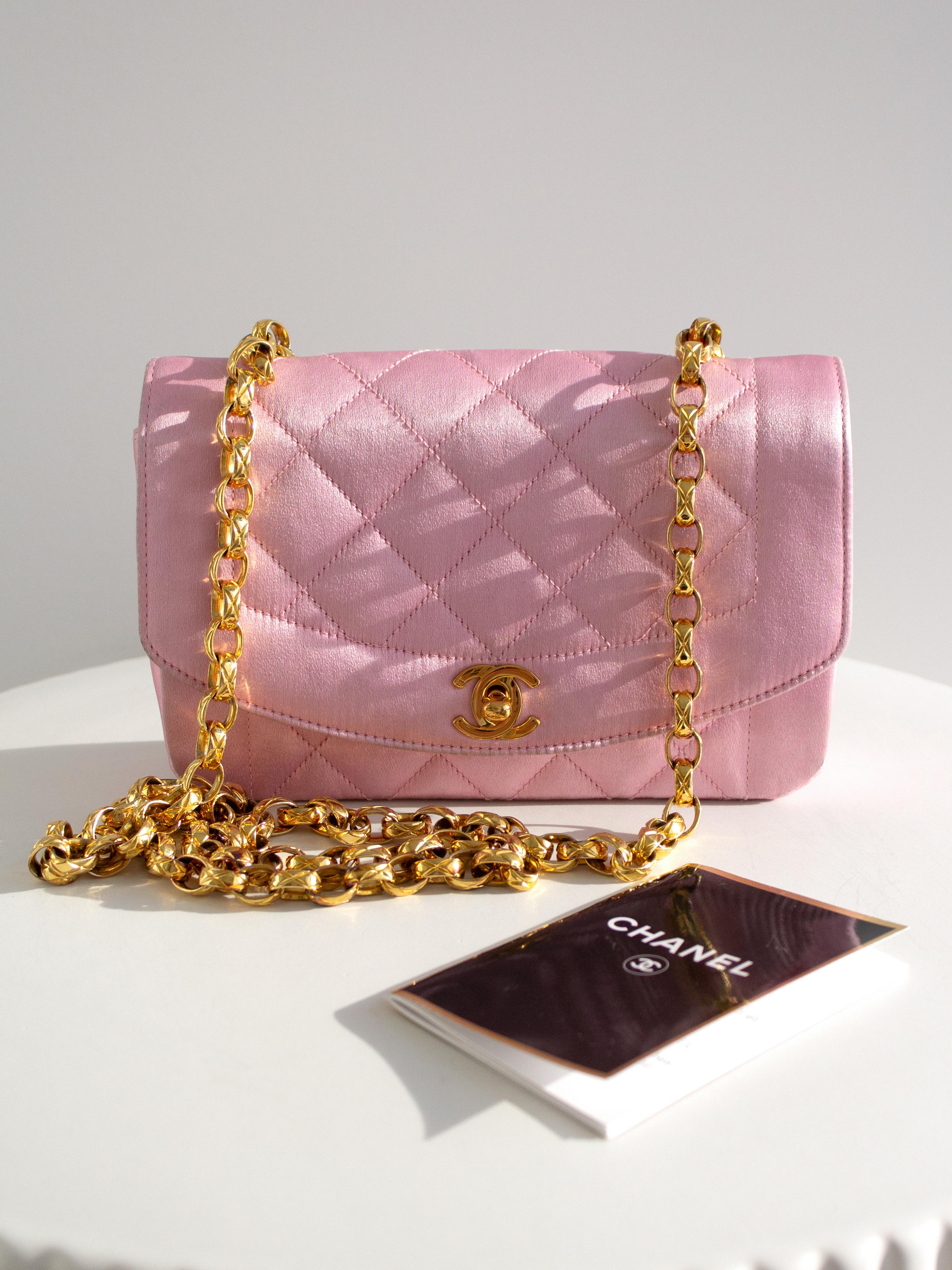 Women's Chanel Vintage Pink Quilted Satin Mini Diana 24K Gold Bijou Chain 90s Flap Bag For Sale