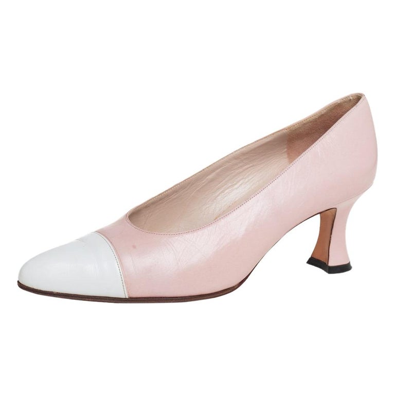 Chanel Vintage Pink/White Leather Cap Toe Pointed Toe Pumps Size 36.5
