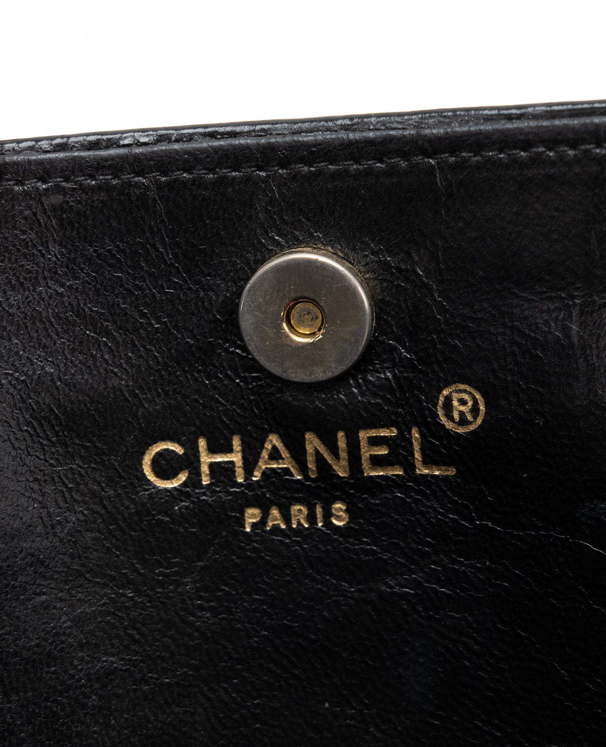 Pochette abstraite en python vintage Chanel Pour femmes en vente