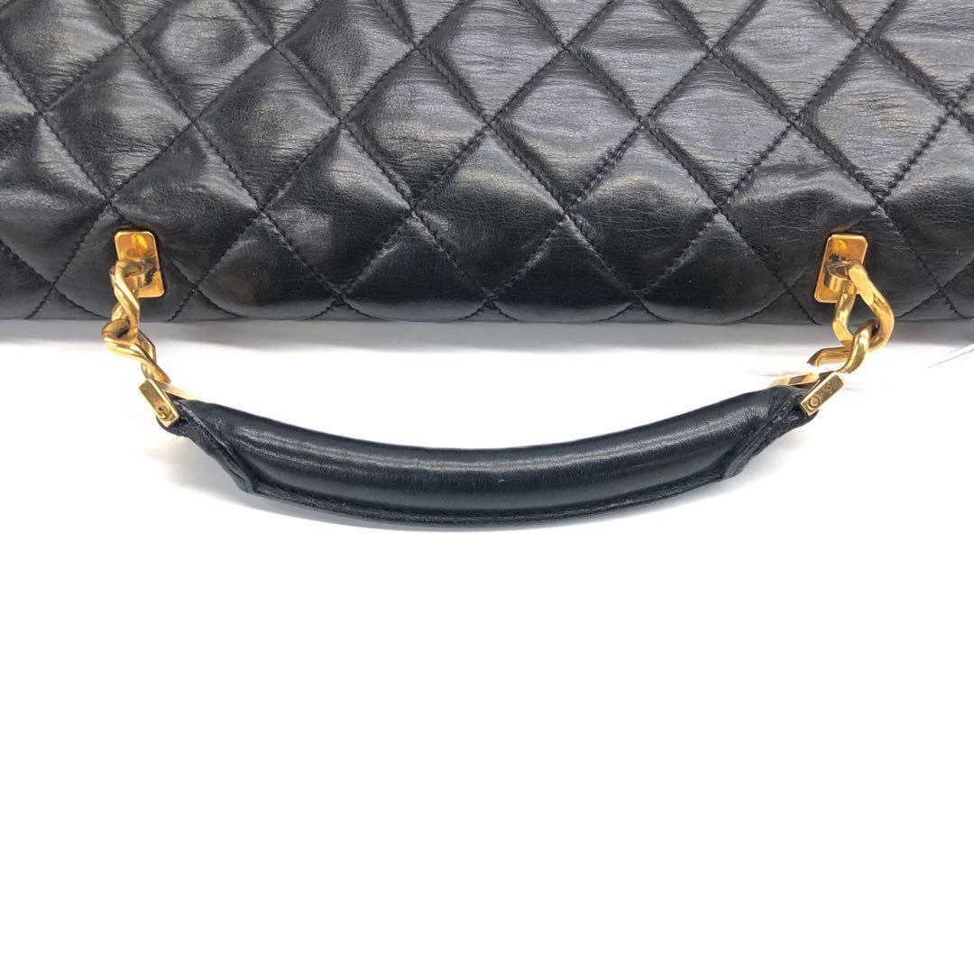 Chanel Vintage Gesteppte CC Aktentasche Schwarzes Lammfell Leder Goldene Hardware im Angebot 1