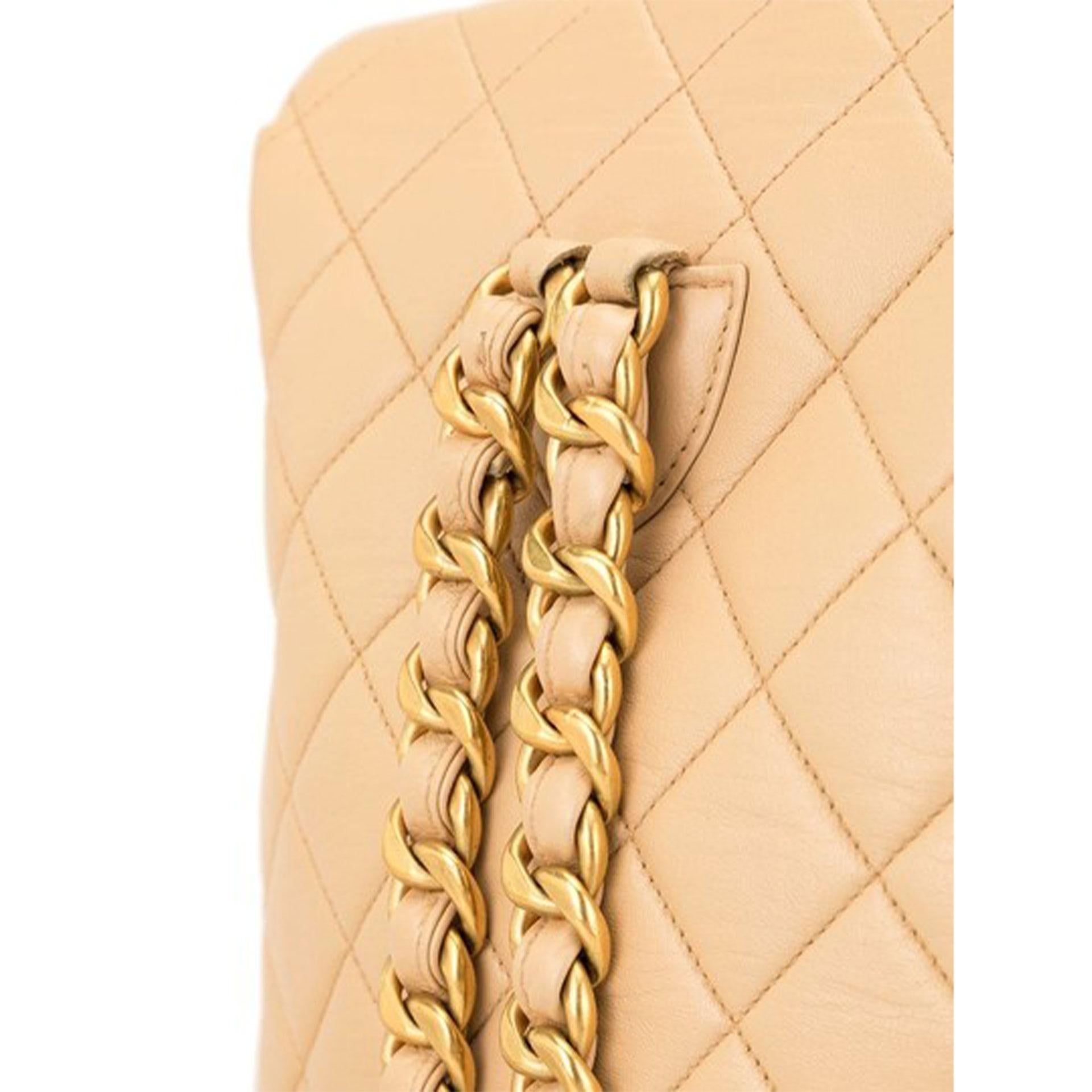 Chanel Vintage Quilted Lambskin Duma Cc Logo Beige Leather Backpack en vente 4