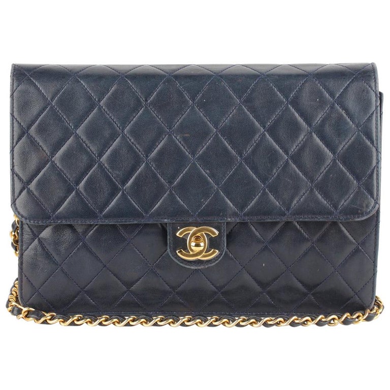 chanel quilted messenger bag