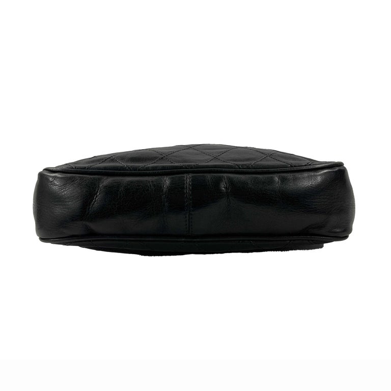 CHANEL Vintage Quilted Lambskin Supermodel Black Medium CC Shoulder Bag In Excellent Condition For Sale In Sanford, FL