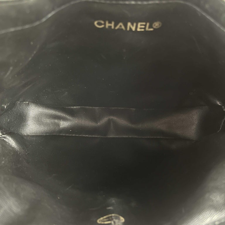 CHANEL Vintage Quilted Lambskin Supermodel Black Medium CC Shoulder Bag For Sale 2