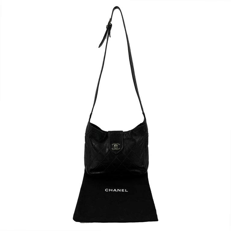 CHANEL Vintage Quilted Lambskin Supermodel Black Medium CC Shoulder Bag For Sale 3