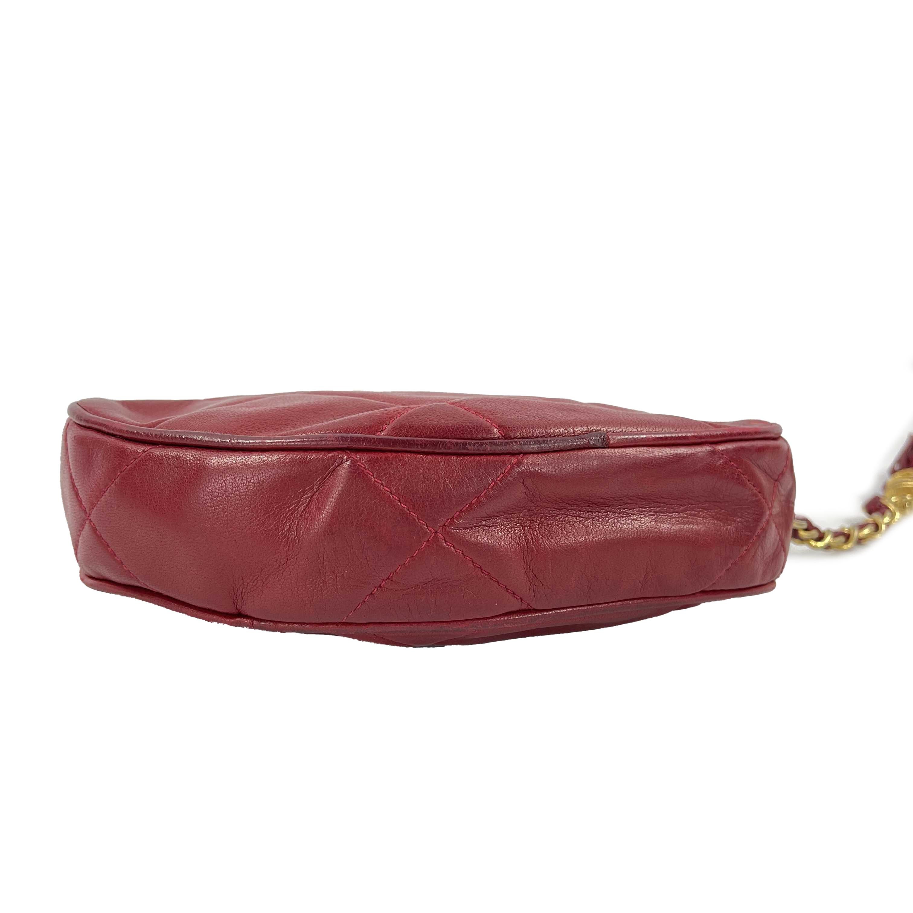 Brown CHANEL Vintage Quilted Leather CC Oval Red / Gold Tassel Clutch