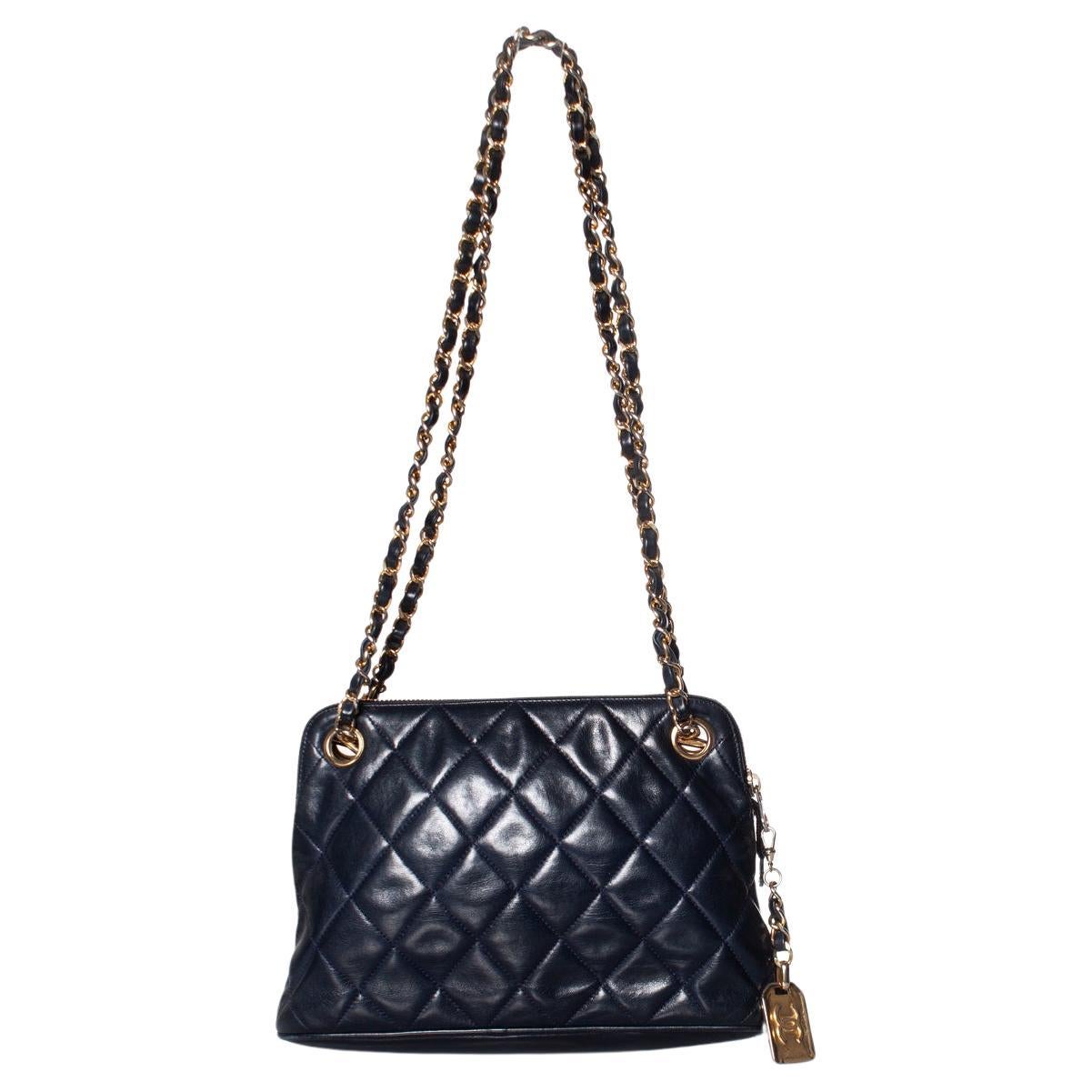 Chanel, Vintage quilted leather shoulder bag For Sale