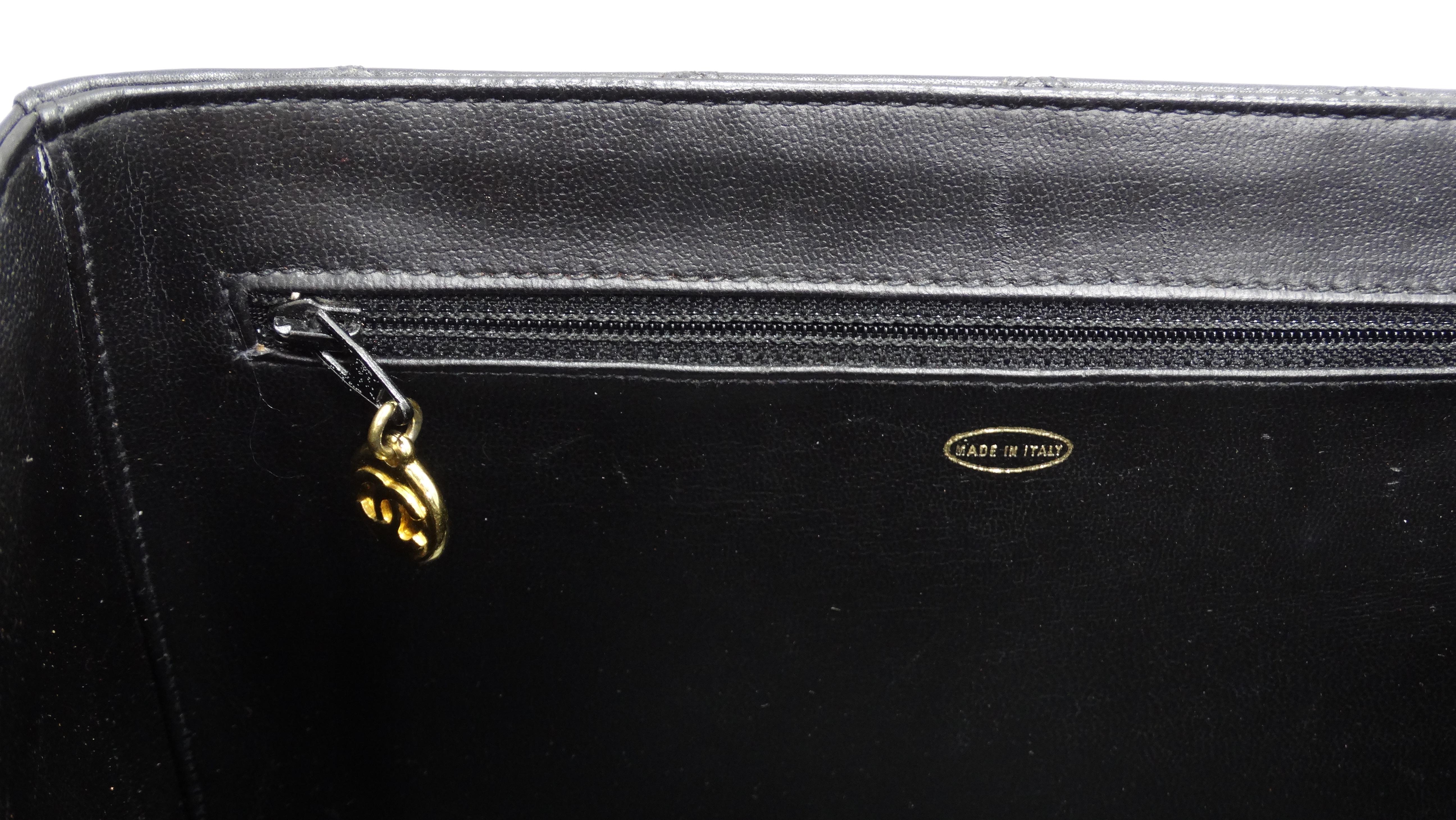 Chanel Vintage Quilted Leather Vanity Case  For Sale 12