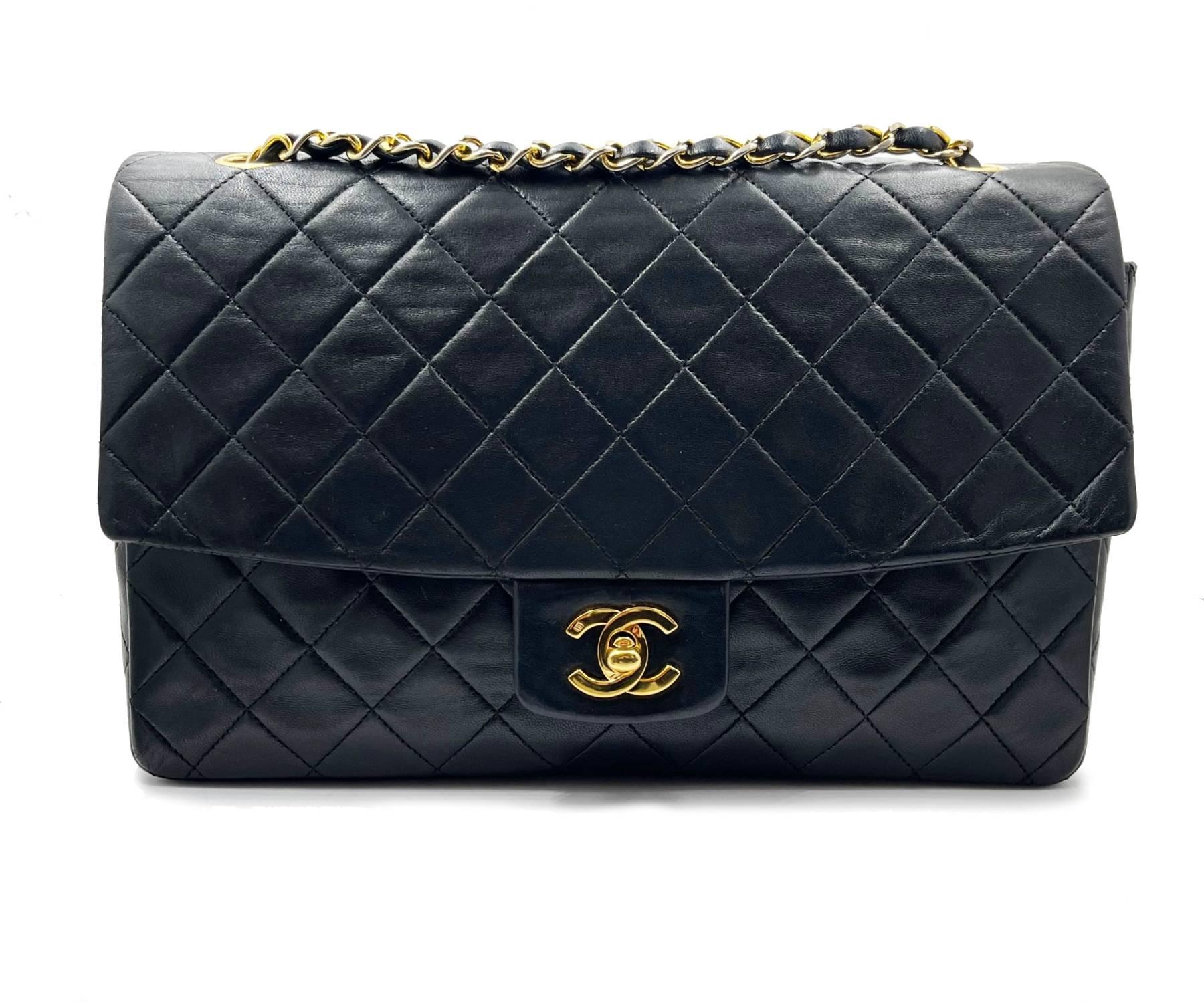 Noir Chanel - Rare ensemble de sacs à bandoulière à rabat classique et portefeuille noir vintage  en vente