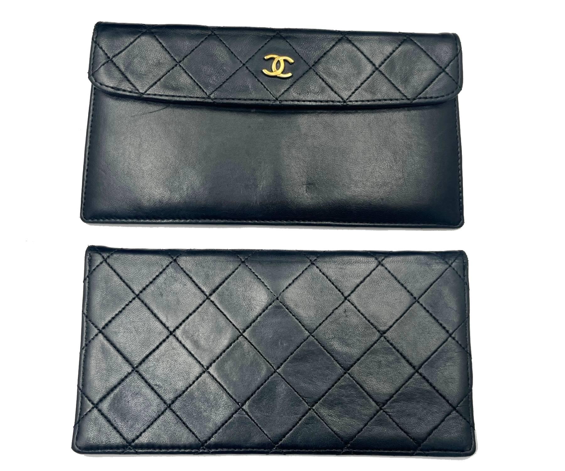 Chanel - Rare ensemble de sacs à bandoulière à rabat classique et portefeuille noir vintage  Pour femmes en vente